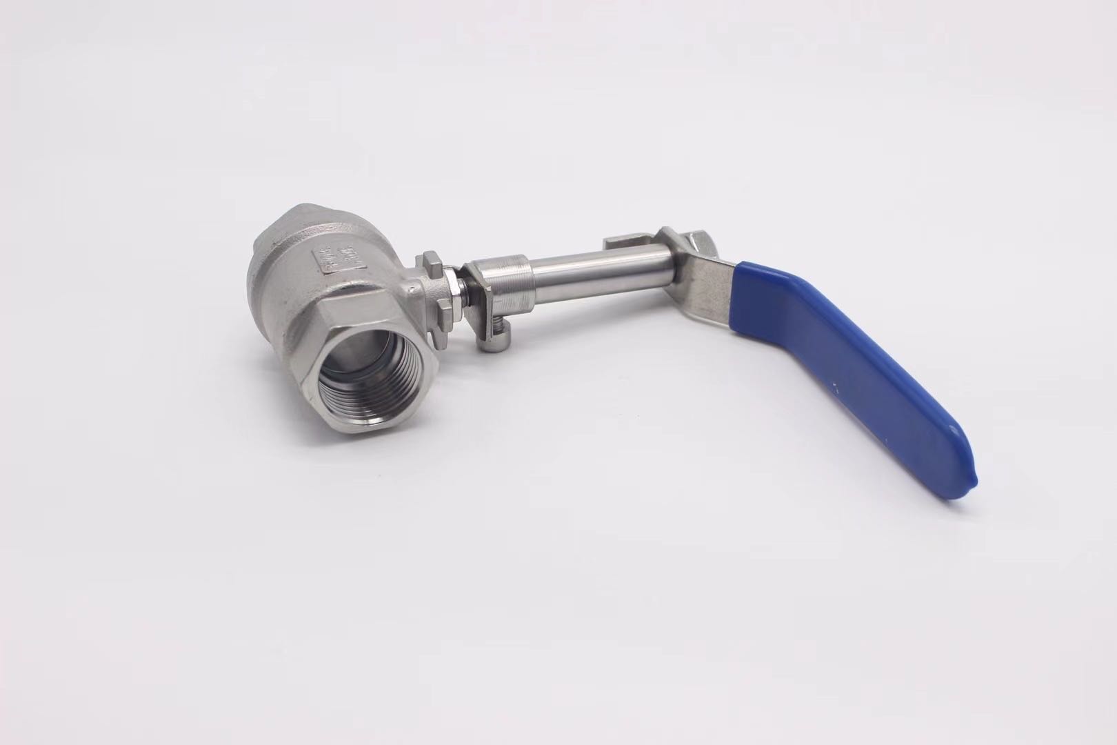 V&Aacute;LVULA DE BOLA FLOTANTE ATORNILLADA DE ACERO INOXIDABLE NPT de 2 piezas 