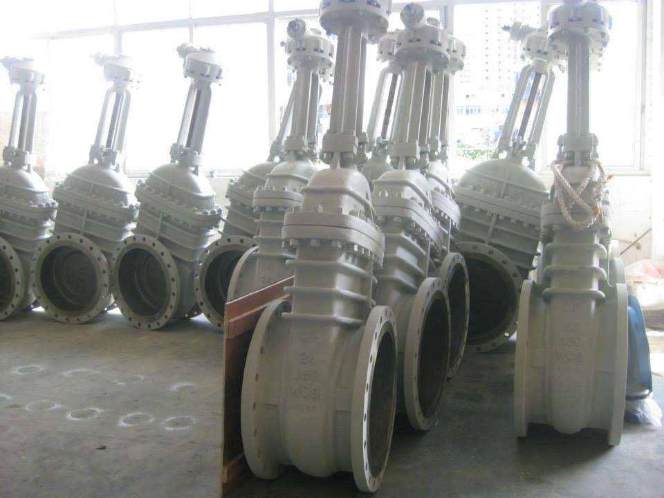 V&aacute;lvula de compuerta con brida API600 de acero al carbono 150LB 