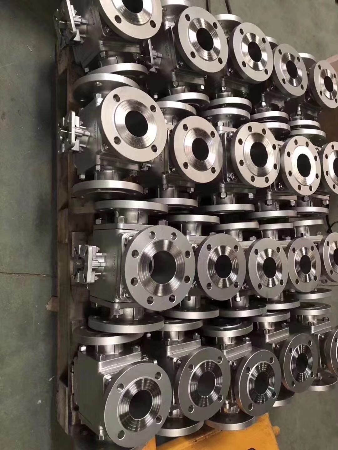 V&aacute;lvula de bola de 3 v&iacute;as con brida de acero inoxidable-v&aacute;lvula masoneilan