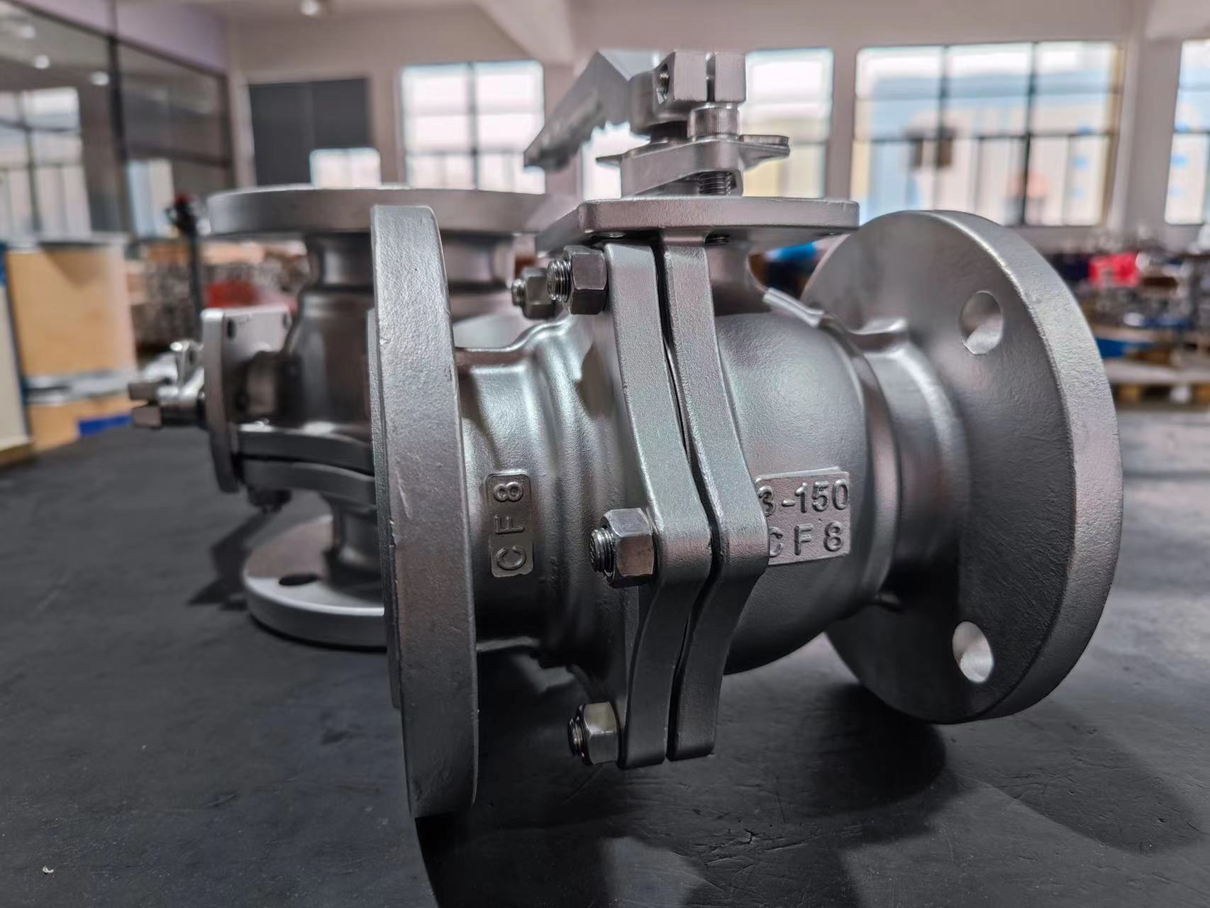 ASIENTO DE PTFE DE 150 LB 150 LB 300 LB 304 316 PALANCA DE BLOQUEO DE V&Aacute;LVULA DE BOLA DE ACERO INOXIDABLE