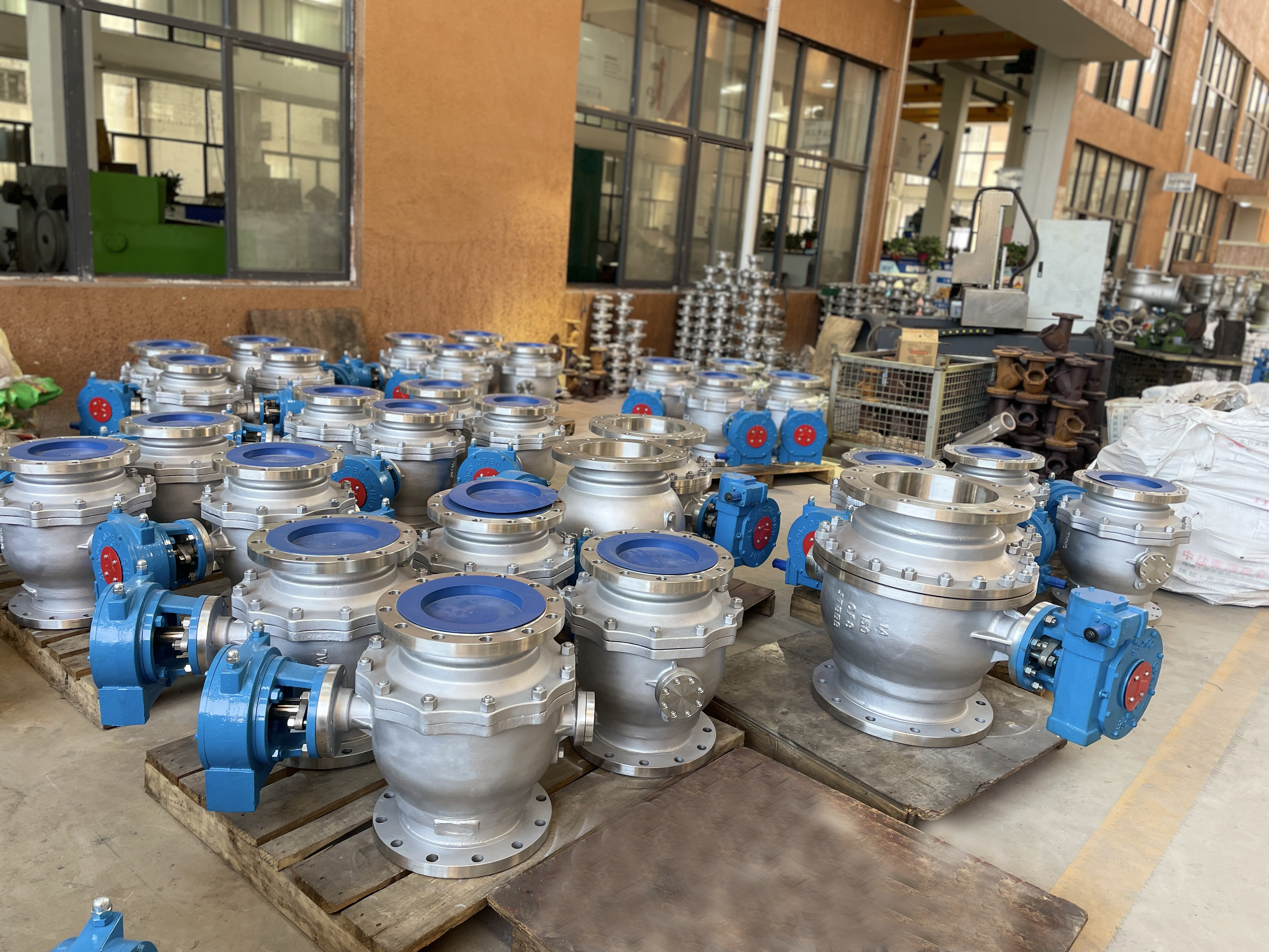 engranaje helicoidal v&aacute;lvula de bola con brida montada en mu&ntilde;&oacute;n de paso completo 12 150 LB acero inoxidable